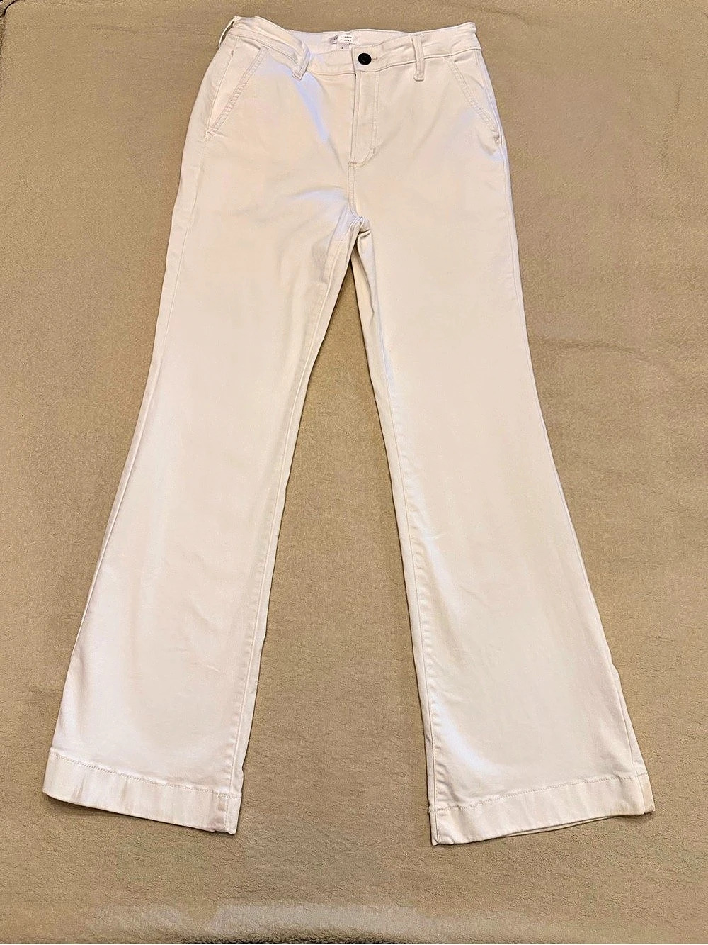 LC Lauren Conrad Super High Rise Flare Jeans in White Size 8